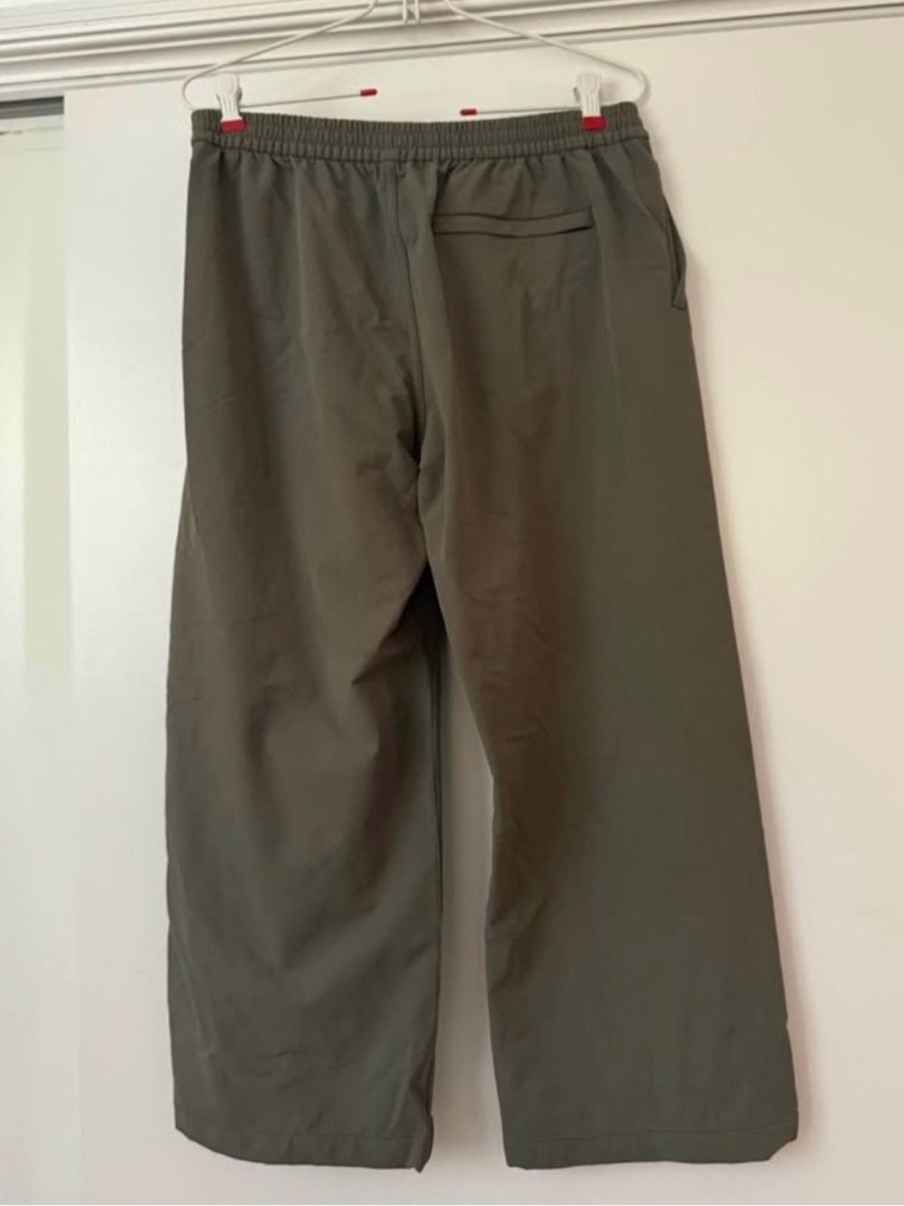 Outdoor Voices Olive Cropped Wide-Leg Pants - Picture 3 of 3